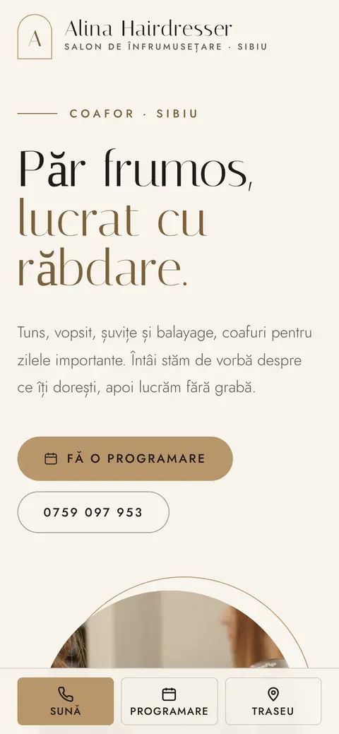 Alina Hairdresser pe telefon